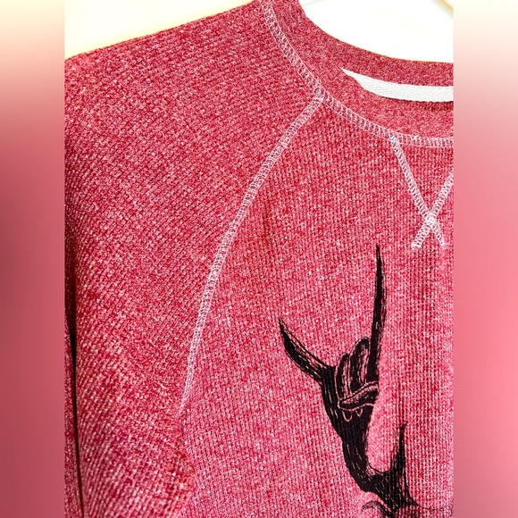 2 Boy shirts - Picture 3 of 10